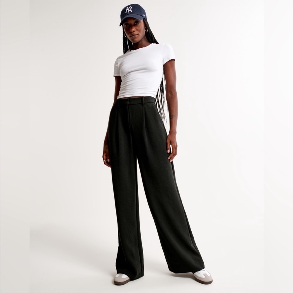 Abercrombie & Fitch premium crepe tailored pant